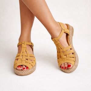 Anthropologie Naguisa Spain Bemol Yellow Woven Leather Espadrille Sandals